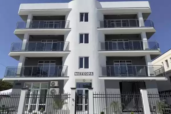 Гостиница "Метеора", Витязево, ул. Мира, д. 94/17