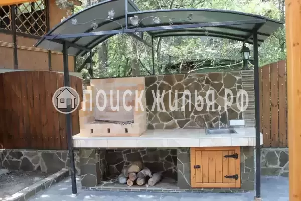 Гостевой дом «Кипарисовый дворик», Алушта