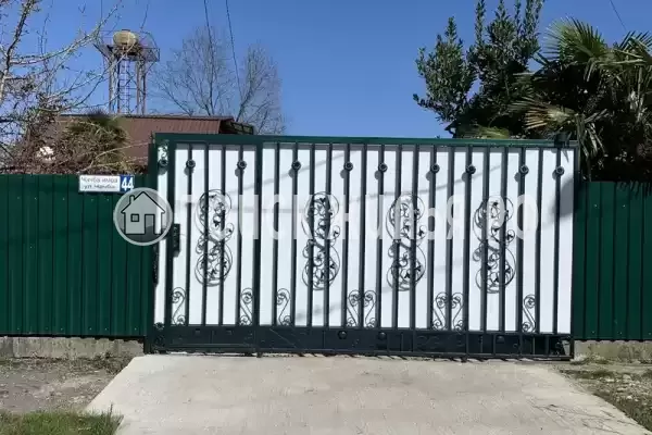 Гостевой дом «Ик у моря в Абхазии», Гудаута