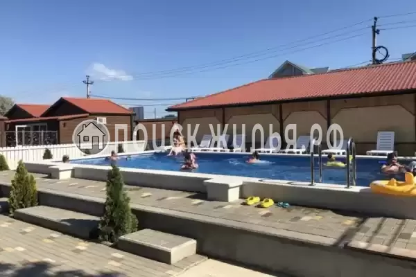 «Лето 50 метров до моря», Голубицкая