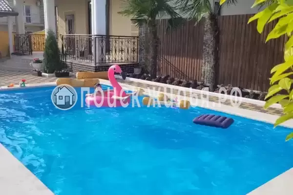 «Мандарин», Кабардинка