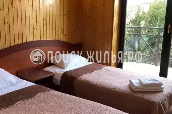 «Крым Ностальжи», Оползневое