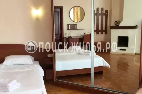 «Крым Ностальжи», Оползневое