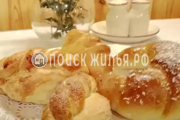 Отель «Муравский Тракт», Жданов