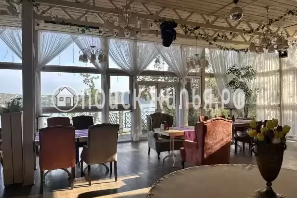 Отель «Крылья», Абрау-Дюрсо Отель «Крылья», Абрау-Дюрсо