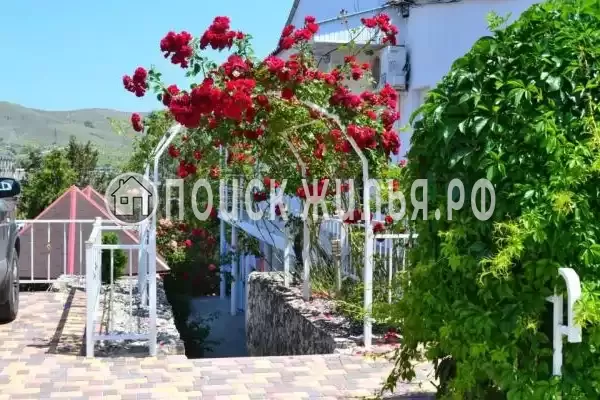 Отель «Оздоровительный Комплекс Лазурный», Коктебель