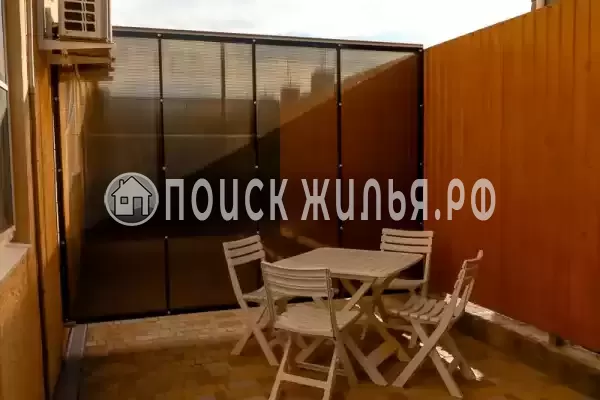 «Маленькая страна», Кучугуры