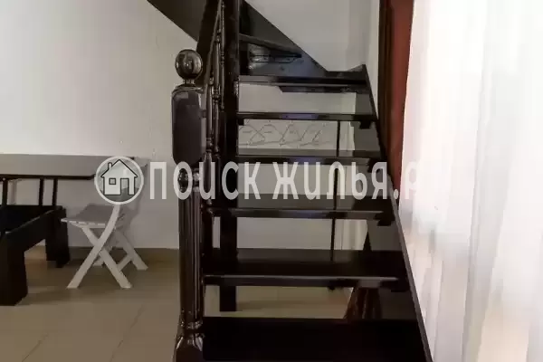 «Маленькая страна», Кучугуры