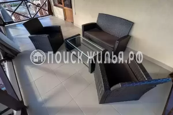 «Маленькая страна», Кучугуры