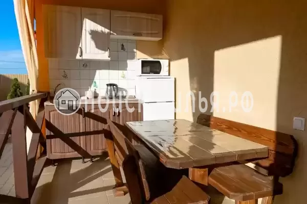 «Маленькая страна», Кучугуры