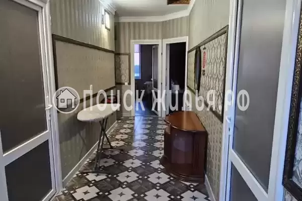 Частный сектор «Дом для большой компании с бассейном», Вардане