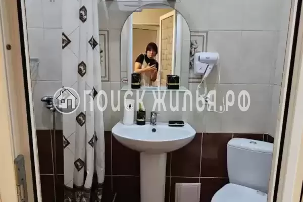 Частный сектор «Дом для большой компании с бассейном», Вардане