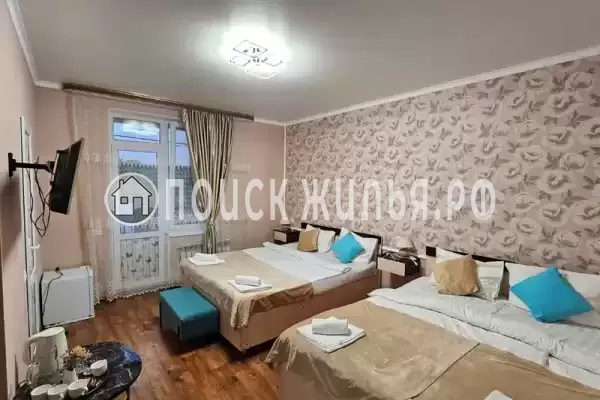 Частный сектор «Дом для большой компании с бассейном», Вардане