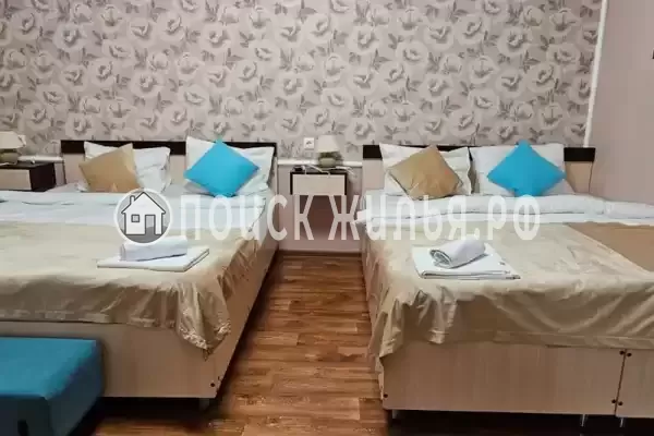 Частный сектор «Дом для большой компании с бассейном», Вардане