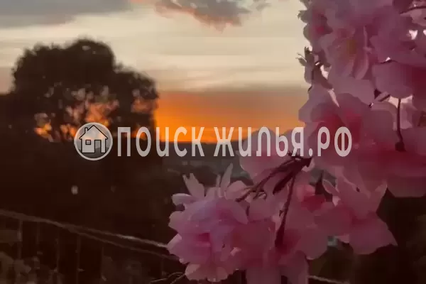 Частный сектор «Дом для большой компании с бассейном», Вардане