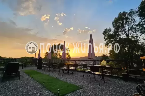 Частный сектор «Дом для большой компании с бассейном», Вардане