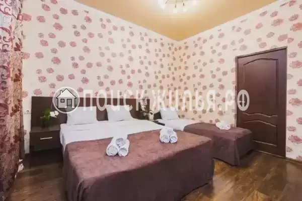 «Тропики», Адлер