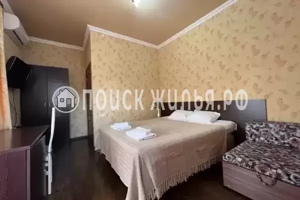 «Тропики», Адлер