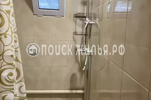 «У Карины», Лоо