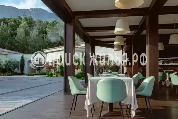 Отель «Крымский Бриз Hotel & Villas», Парковое