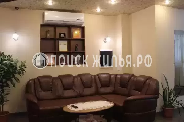 Отель «Париж», Семёнов