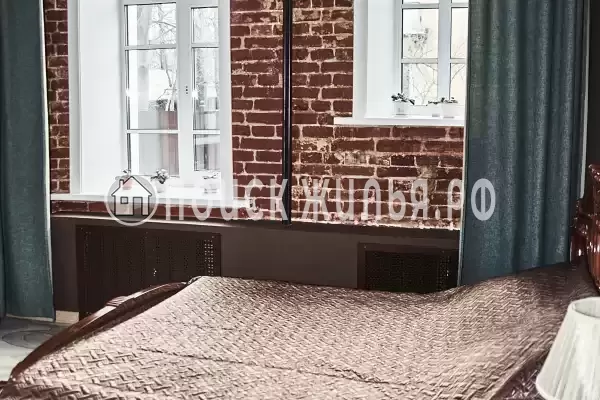 Отель «Империал», Свободный