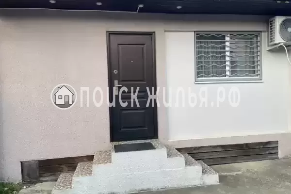 Частный сектор «Домик под ключ Margo house», Сухум