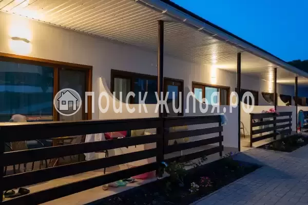 Отель «АзовЛенд», Золотое