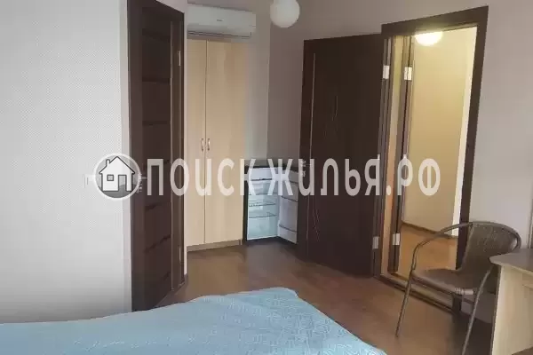 «Pozitiff Guest House», Угловое