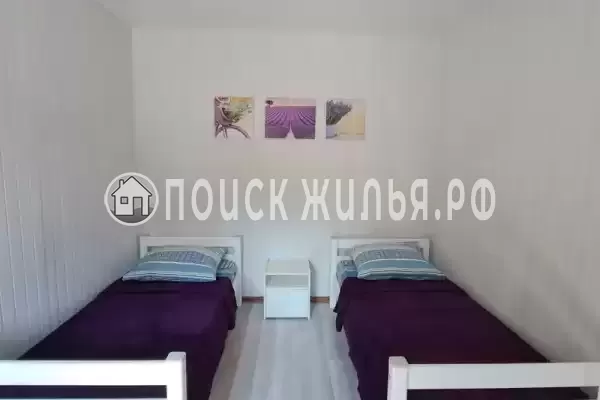 «На Гусь-Хрустальный», Лоо