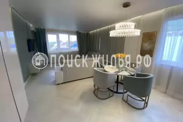 «Apartoment's», Сукко