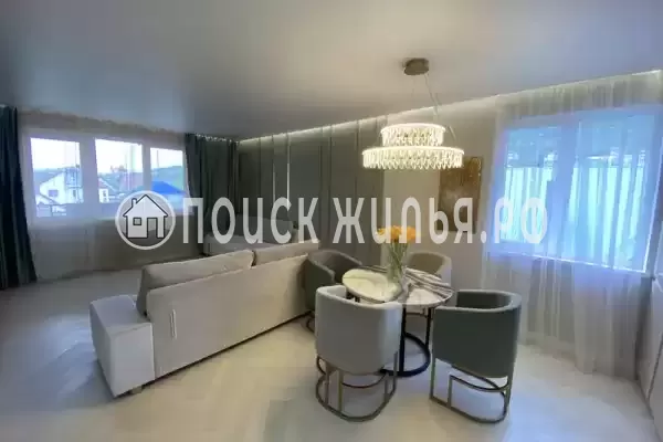 «Apartoment's», Сукко