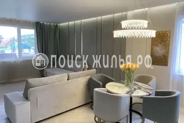 «Apartoment's», Сукко