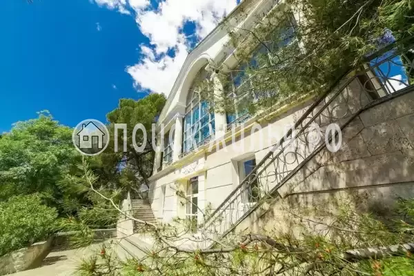 «А. П. Чехов», Ялта