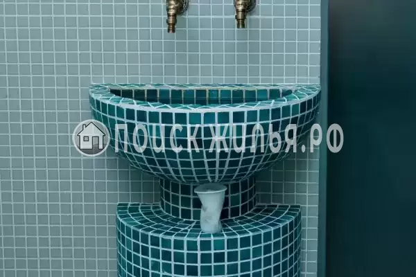 «LooSPAngeles», Лоо «LooSPAngeles», Лоо