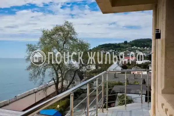 «LooSPAngeles», Лоо «LooSPAngeles», Лоо