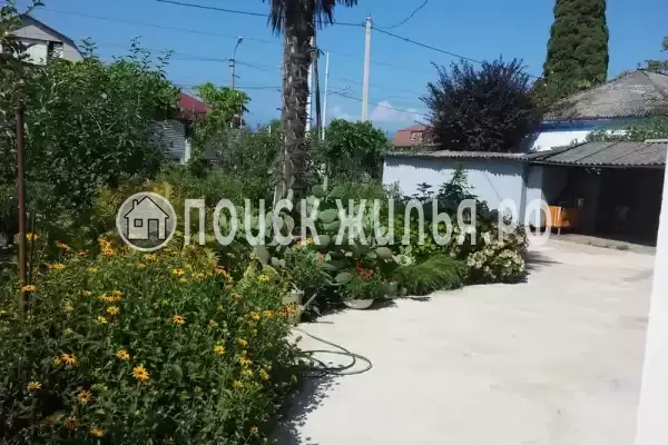 Гостевой дом «На Адлейба 75», Сухум Гостевой дом «На Адлейба 75», Сухум