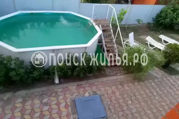 «Пальма», Голубицкая