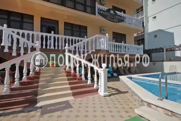 «Гранд Хаус», Джемете