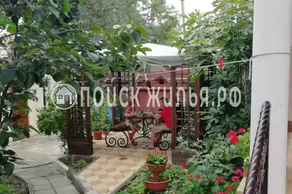 «Красный дом», Кабардинка