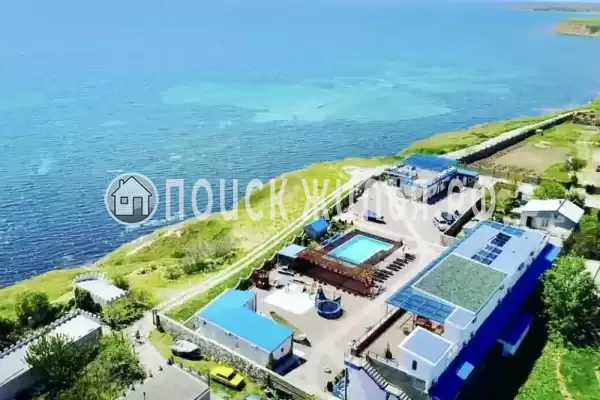 «Maverick House», Черноморское