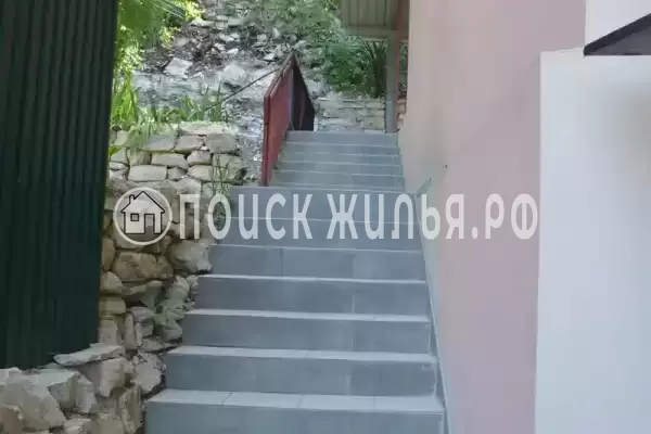 «Дом с флагом», Лазаревское