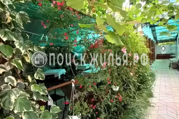 Гостевой дом «Бугенвиллия», Гагра