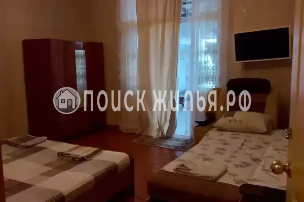 Частный сектор «Комната под ключ в частном доме», Сухум
