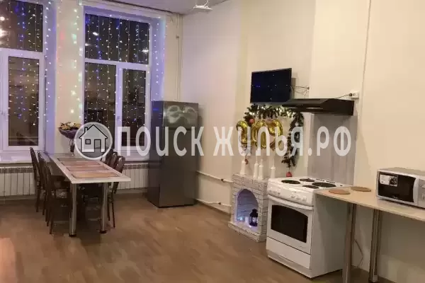 «Central House», Санкт-Петербург