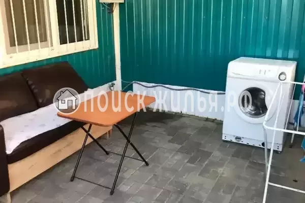 Частный сектор «Этаж под ключ на Азовской», Голубицкая