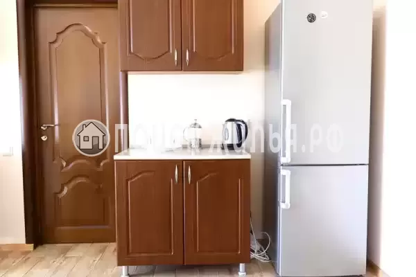 «Аура», Солоники