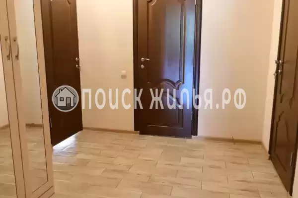 «Аура», Солоники