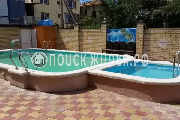 «Натела», Сукко