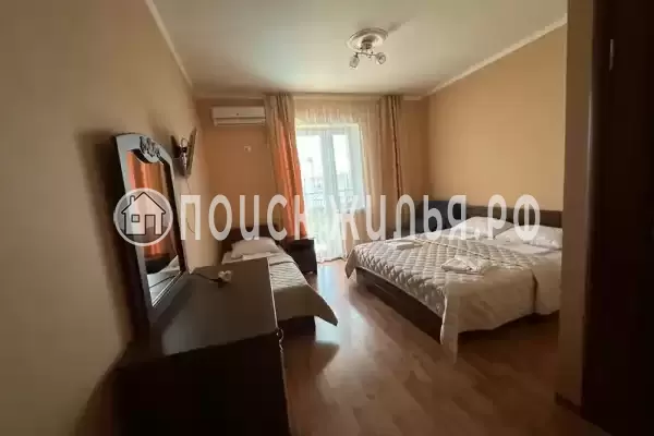 «Натела», Сукко